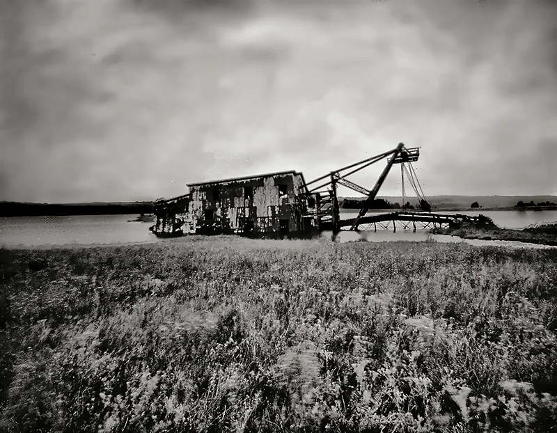 pinhole681.jpg