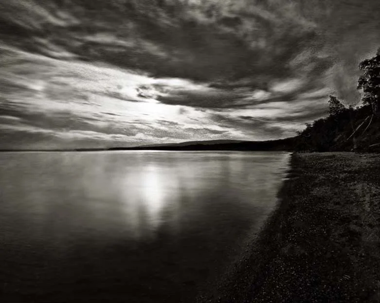 pinhole670.jpg
