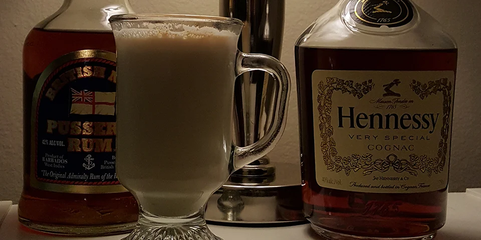 #100DaysOfCocktails - Day 26 - Hot Milk Punch