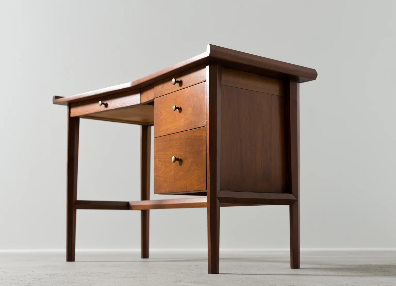 Nakashima Desk