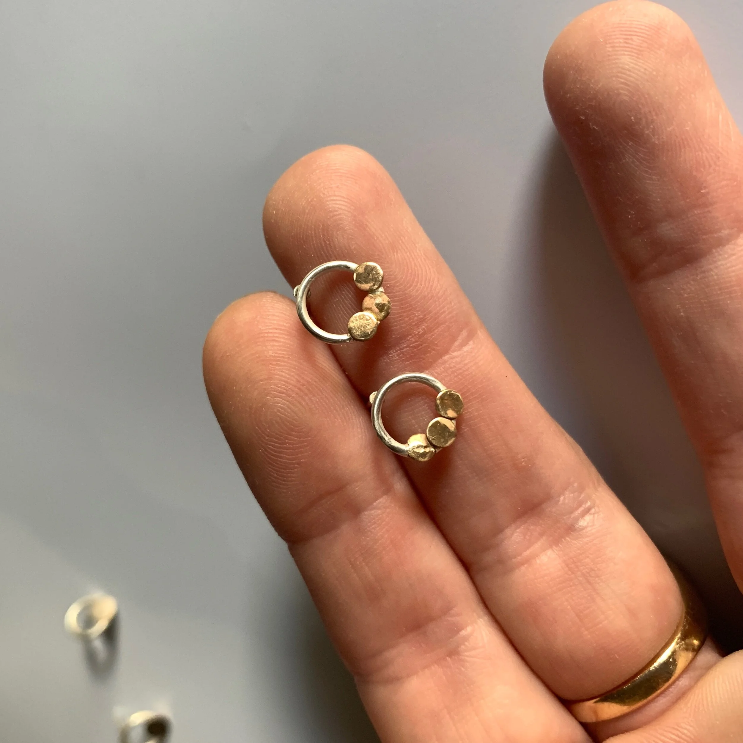 CCAEE05B-E0AF-4516-A454-11B7823F013C