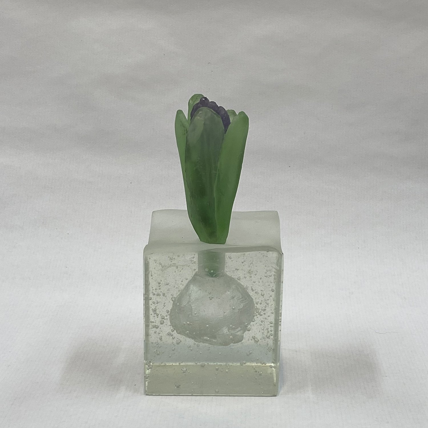 Hyacinth Scent Vessel