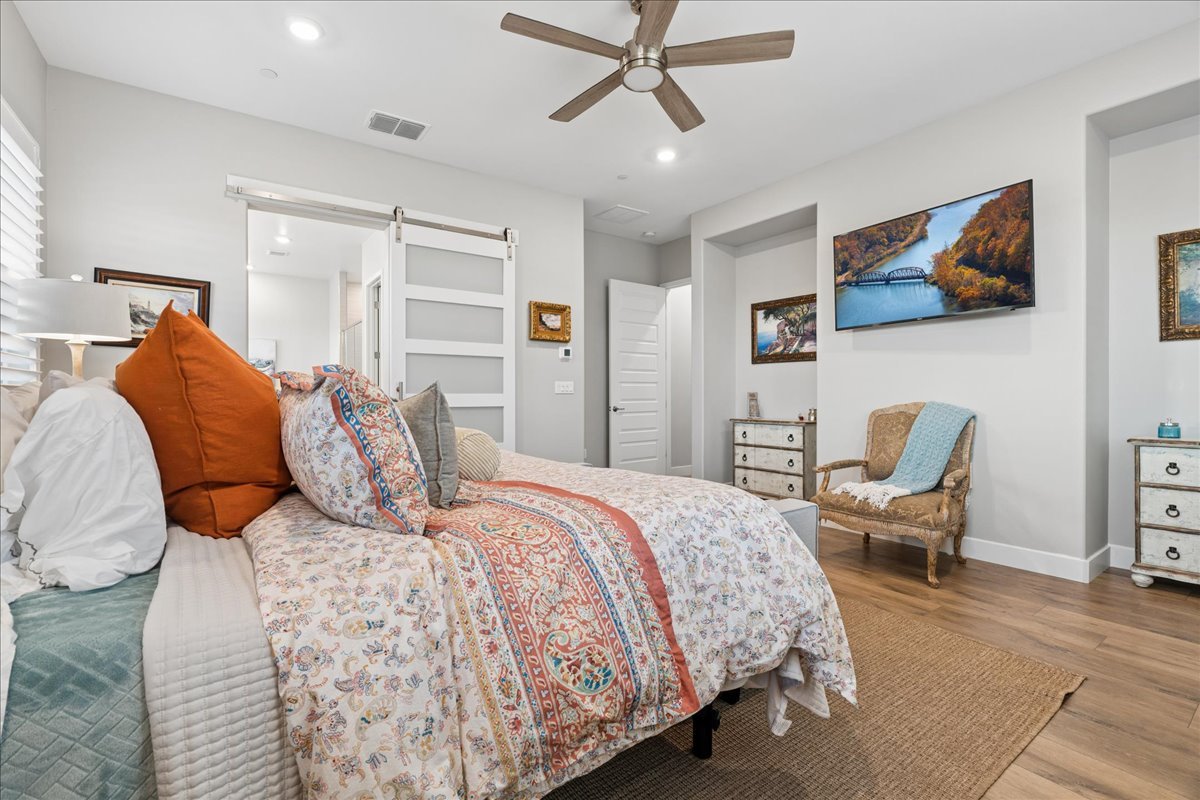 27-1009 Trapani Ln 00027.jpg