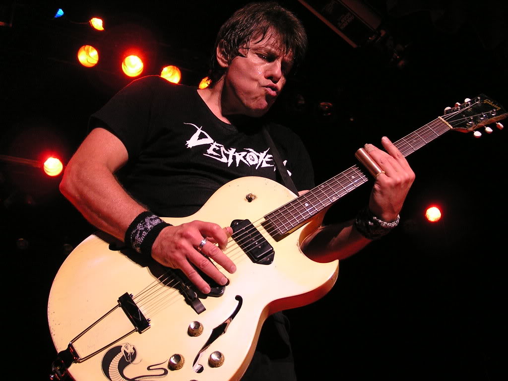 George Thorogood