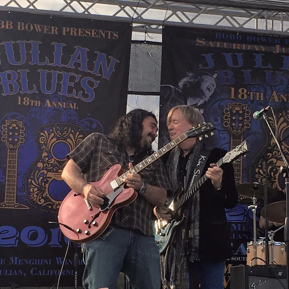 THE ALASTAIR GREENE BAND PERFORMED AT THE JULIAN BLUES BASH. AFTER THEIR SET ALASTAIR WAS ASKED TO SIT IN WITH BRITISH BLUES LEGENDS KIM SIMMONDS & SAVOY BROWN.