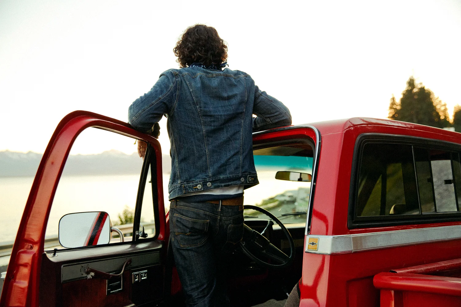 Photo - RJ Shaughnessy © American Eagle Outfitters