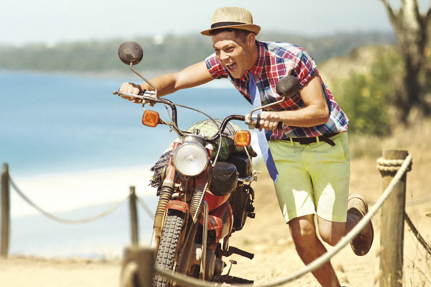 Photo - RJ Shaughnessy © American Eagle Outfitters