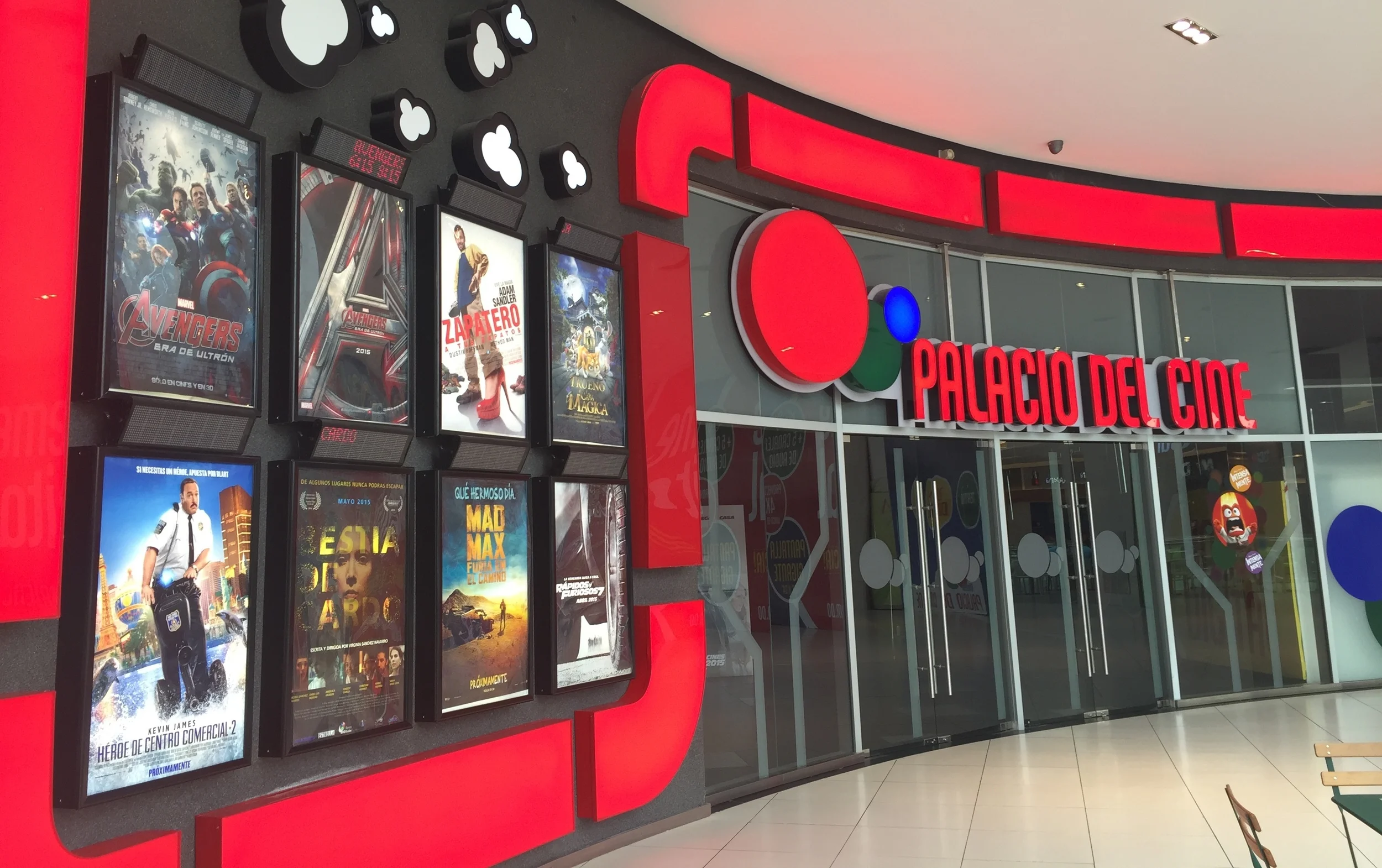 PREMIERE DOMINICANA DE BESTIA DE CARDO