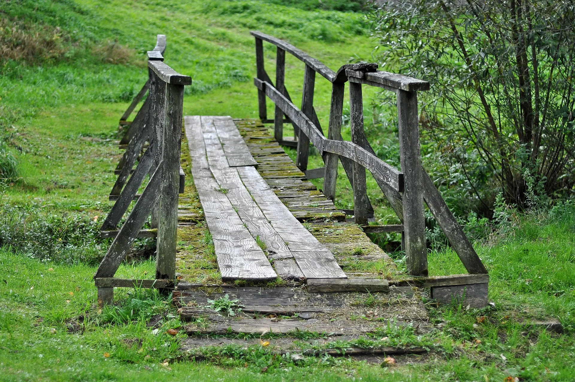 bridge-2769777_1920.jpg