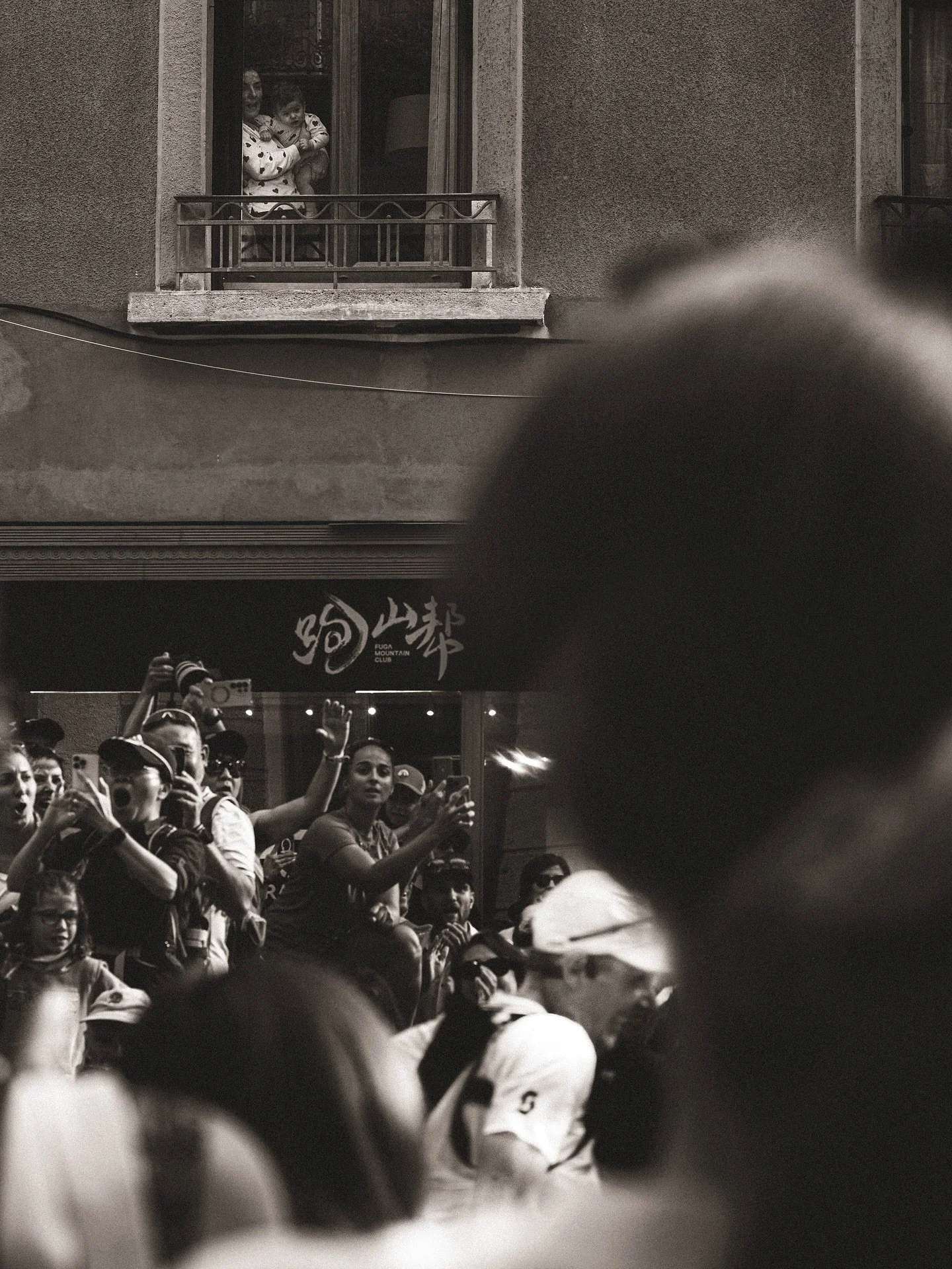 From first to last, let&rsquo;s start this week out there 🤟🏻