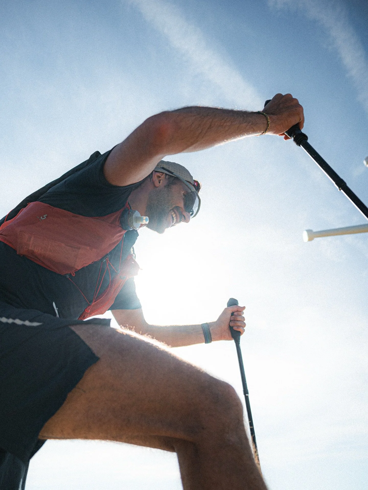 Si les cares expliquessin sentiments 🏃🏻&zwj;➡️

#inpyrenees #visitpirineus #trailrunning #taga #nikonzf #35mm14 #ttartisan75mm