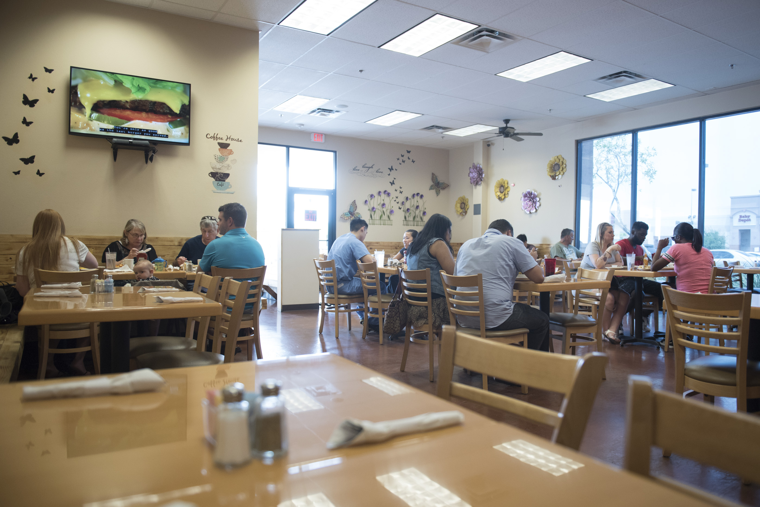 The dining area is shown at BabyStacks in Henderson, Friday, June 26, 2015.(Jason Ogulnik/Las Vegas Review-Journal)