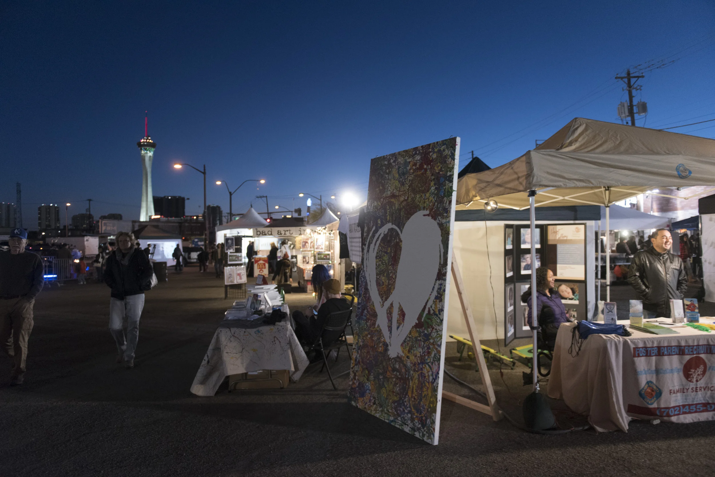 Vendors and patrons enjoy the First Friday arts festival in downtown Las Vegas' 18b Arts District Friday, Feb. 5, 2016. The festival resumed after several months off to reorganize. Jason Ogulnik/Las Vegas Review-Journal
