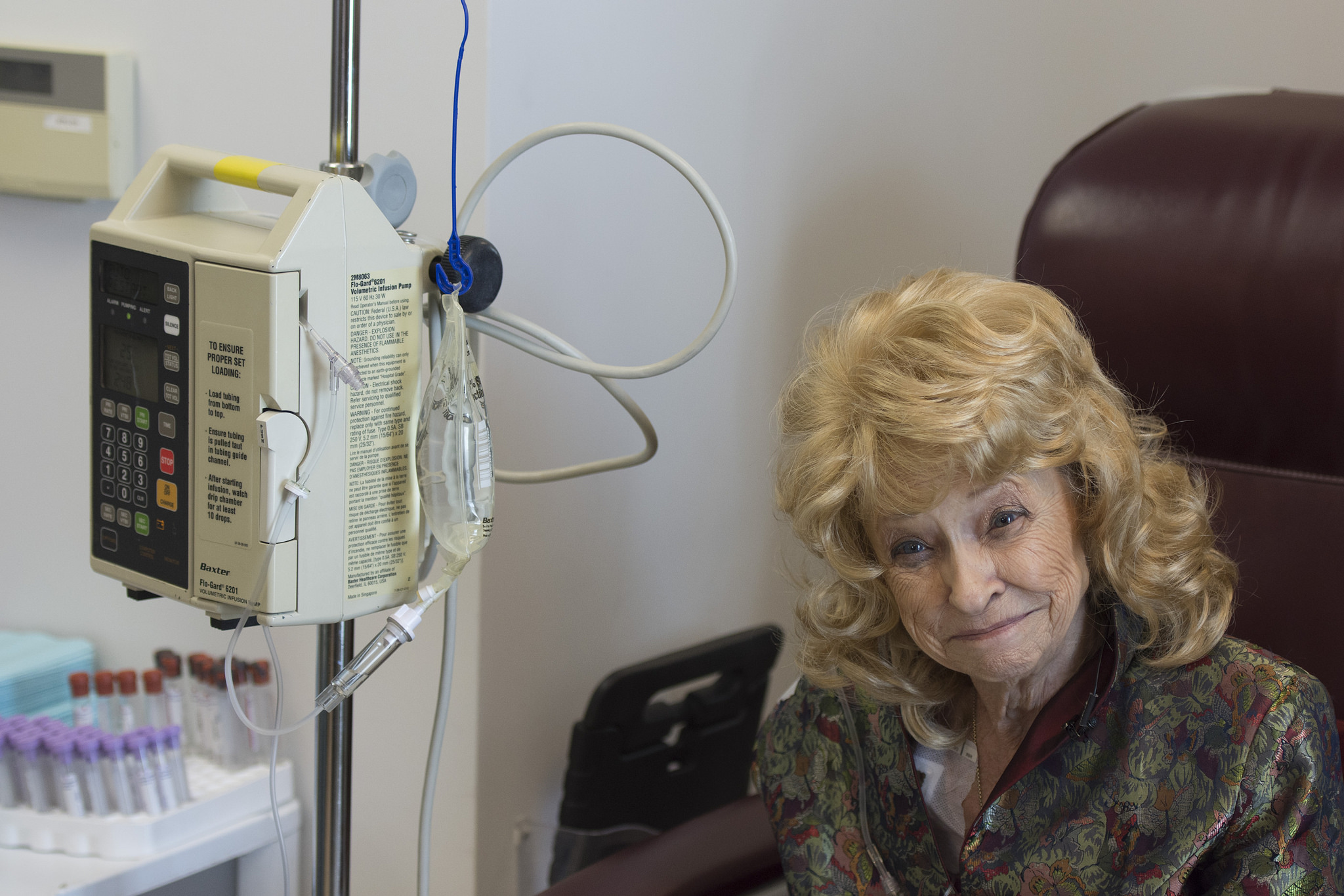 J Carole Kuntz, 74, smiles as she receives Tecentriq for her bladder cancer at Comprehensive Cancer Centers of Nevada's location at 3730 S. Eastern Ave. in Las Vegas Friday, May 20, 2016. Kuntz is the first patient in the U.S. to receive the immunotherapy drug. Jason Ogulnik/Las Vegas Review-Journal