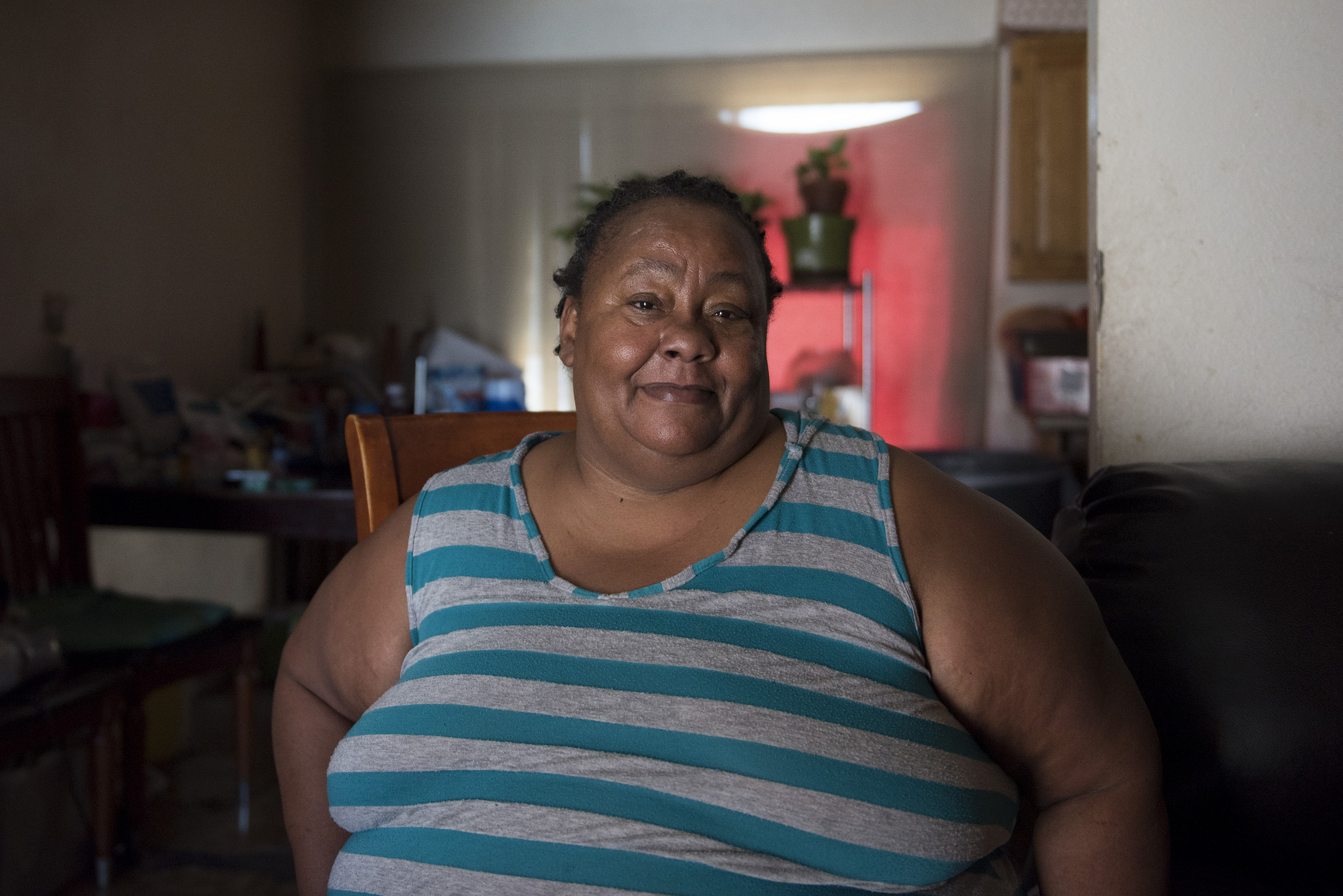 Janice Bullocks, at her Las Vegas home Sunday, July 31, 2016, struggles with pain and limited mobility due her car accident more than a year ago. Jason Ogulnik/Las Vegas Review-Journal
