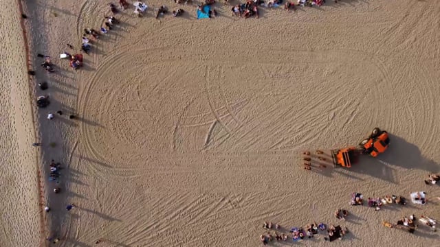 Beach Sessions 2017 Curated and produced by Sasha Okshteyn Videography by Annelise Jeske Drone footage by Grant Slater Edited by Brian Agamie Music by Sneaks, Merge Records. Artists: Anonymous danced by Cori Kresge and Pierre Guillbault, Jodi