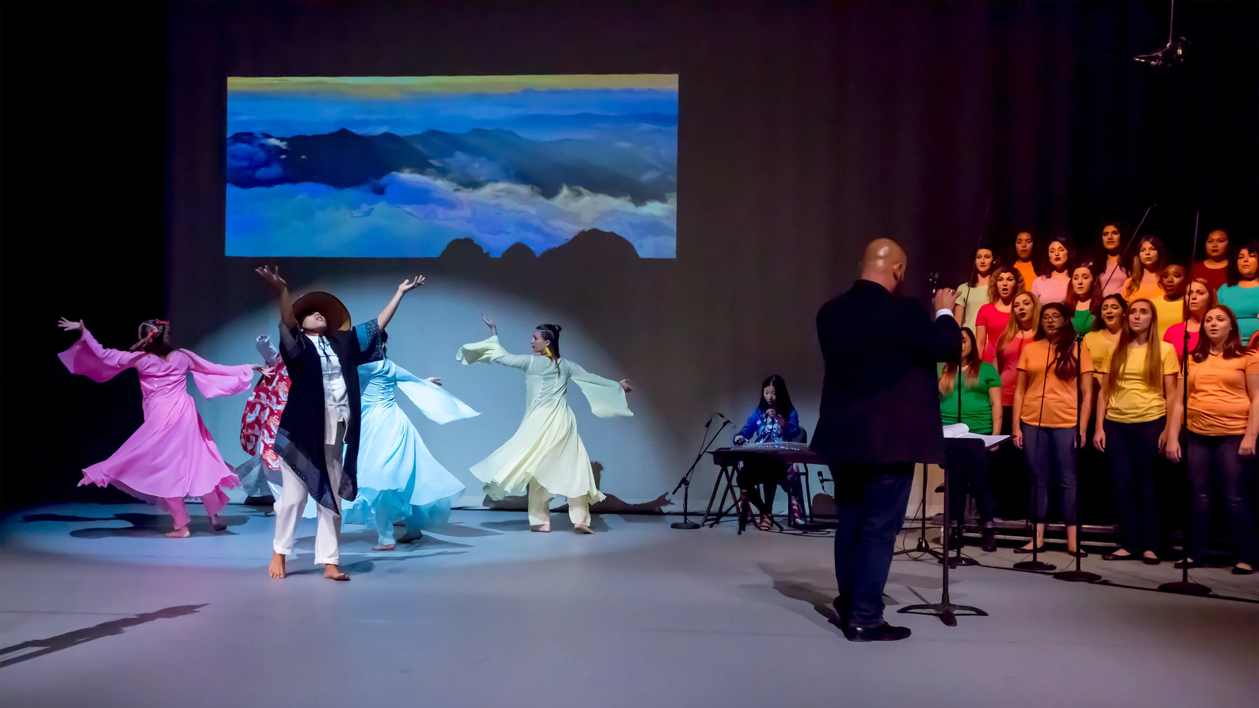 Jonathan Talberg conducts Bob Cole Chamber Choir of CSU Long Beach in “Lord of the Cranes,” accompanied by Bei Bei He on guzheng
