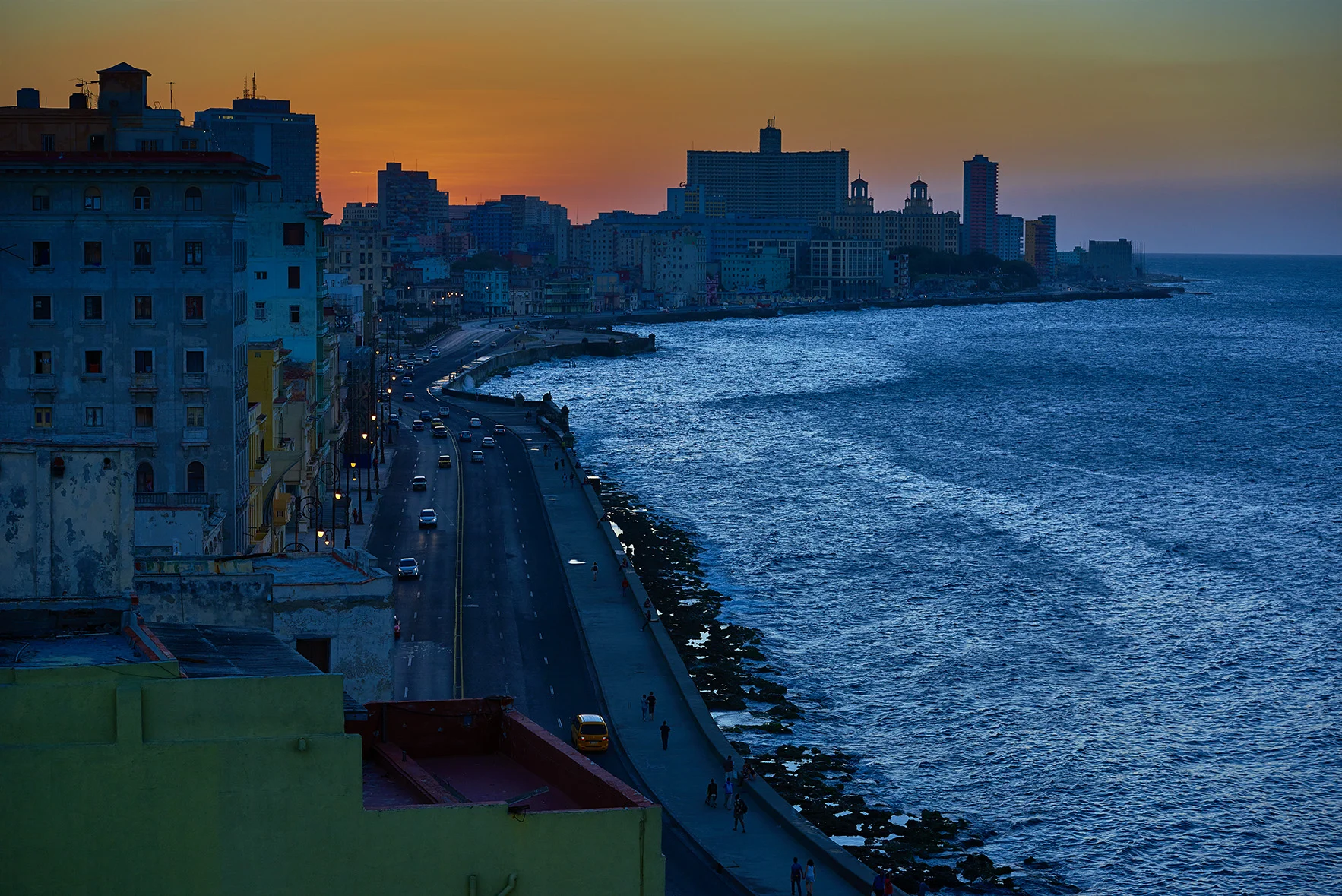 Havana, Cuba shoreline drive at sunset. 