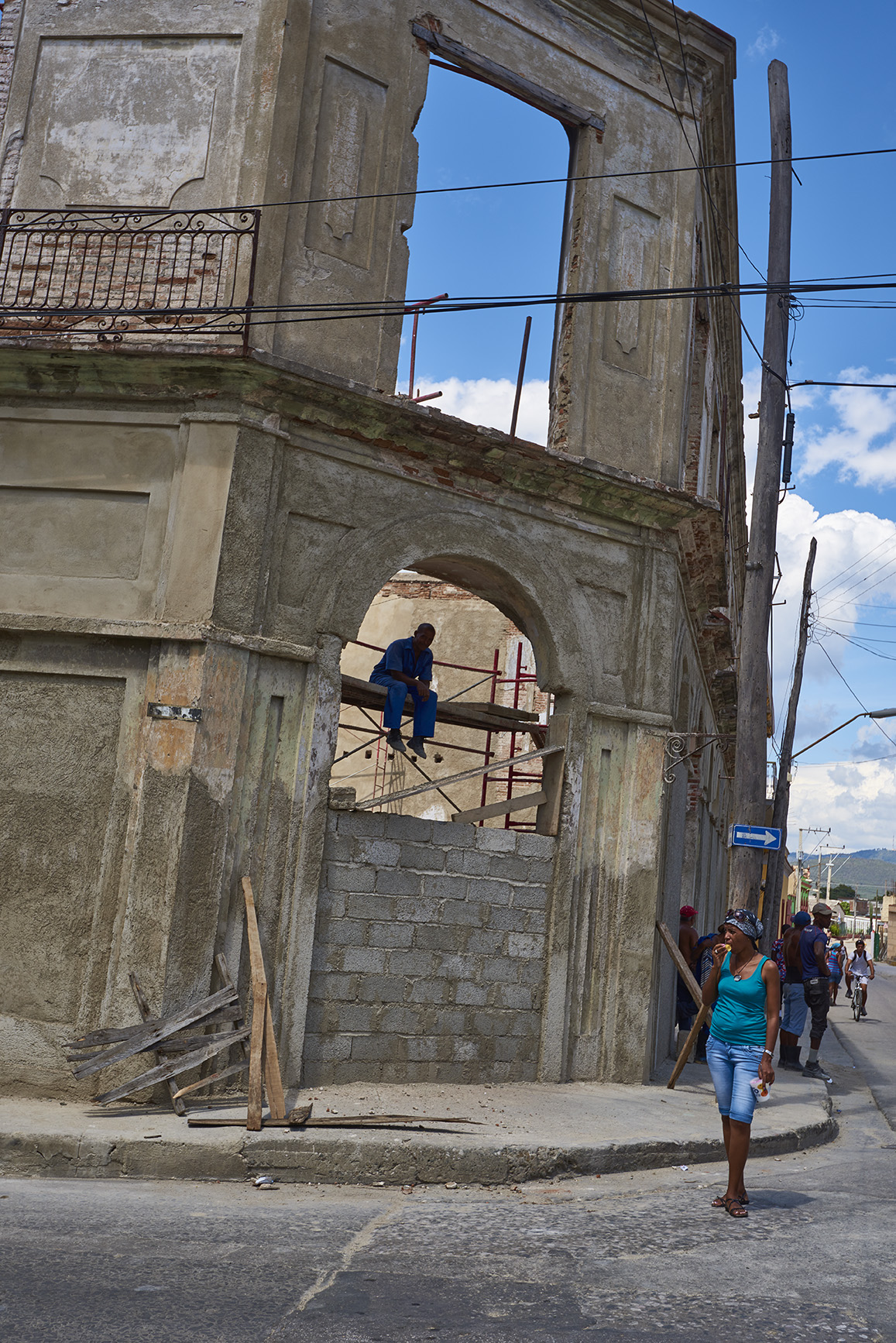 Construction and restoration in Cuba. 