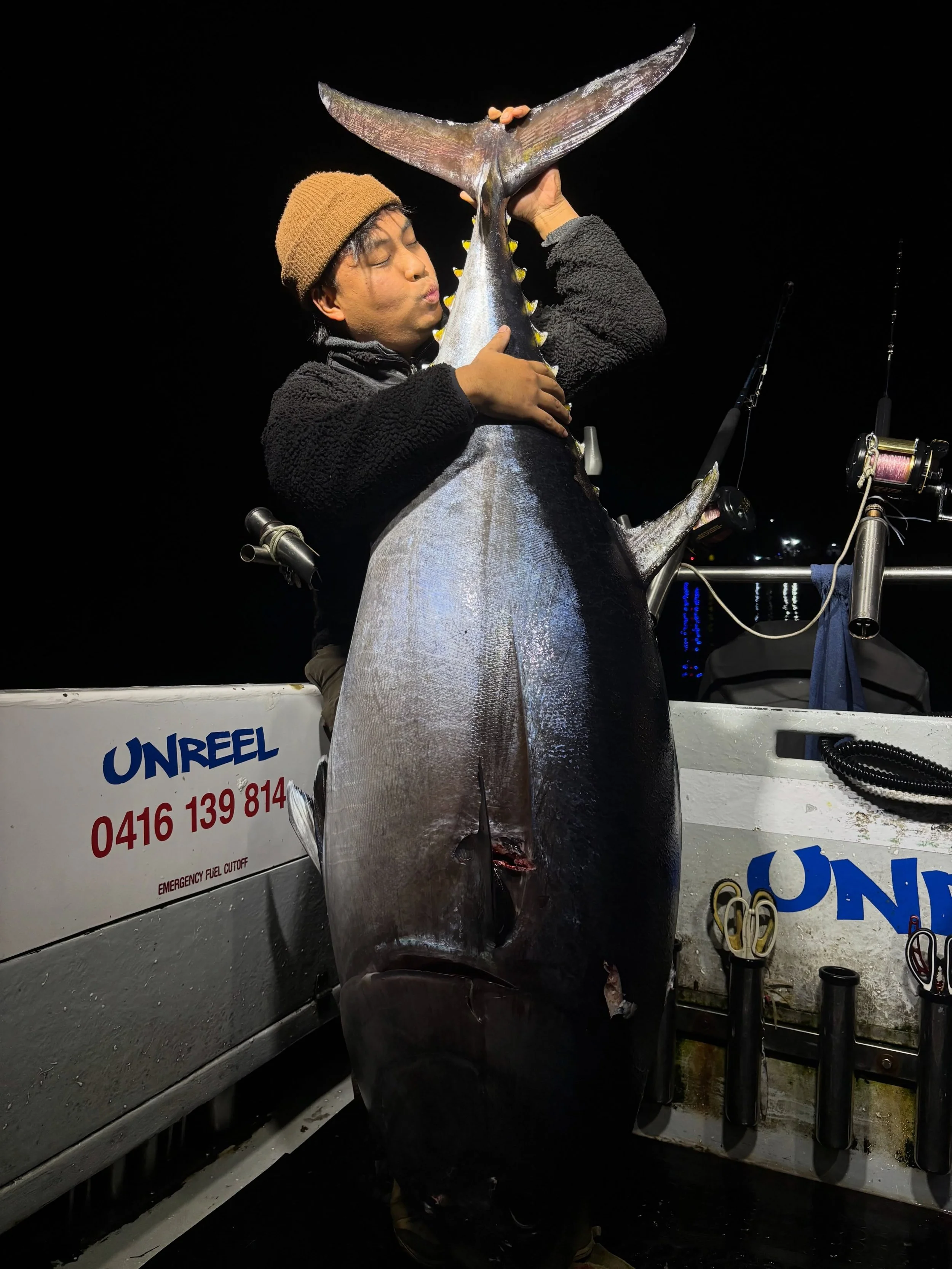 We worked hard for this fish but the boys were stoked to see it come onboard 🎣🎣

#unreelfishingcharters #barrels #bluefin #tuna