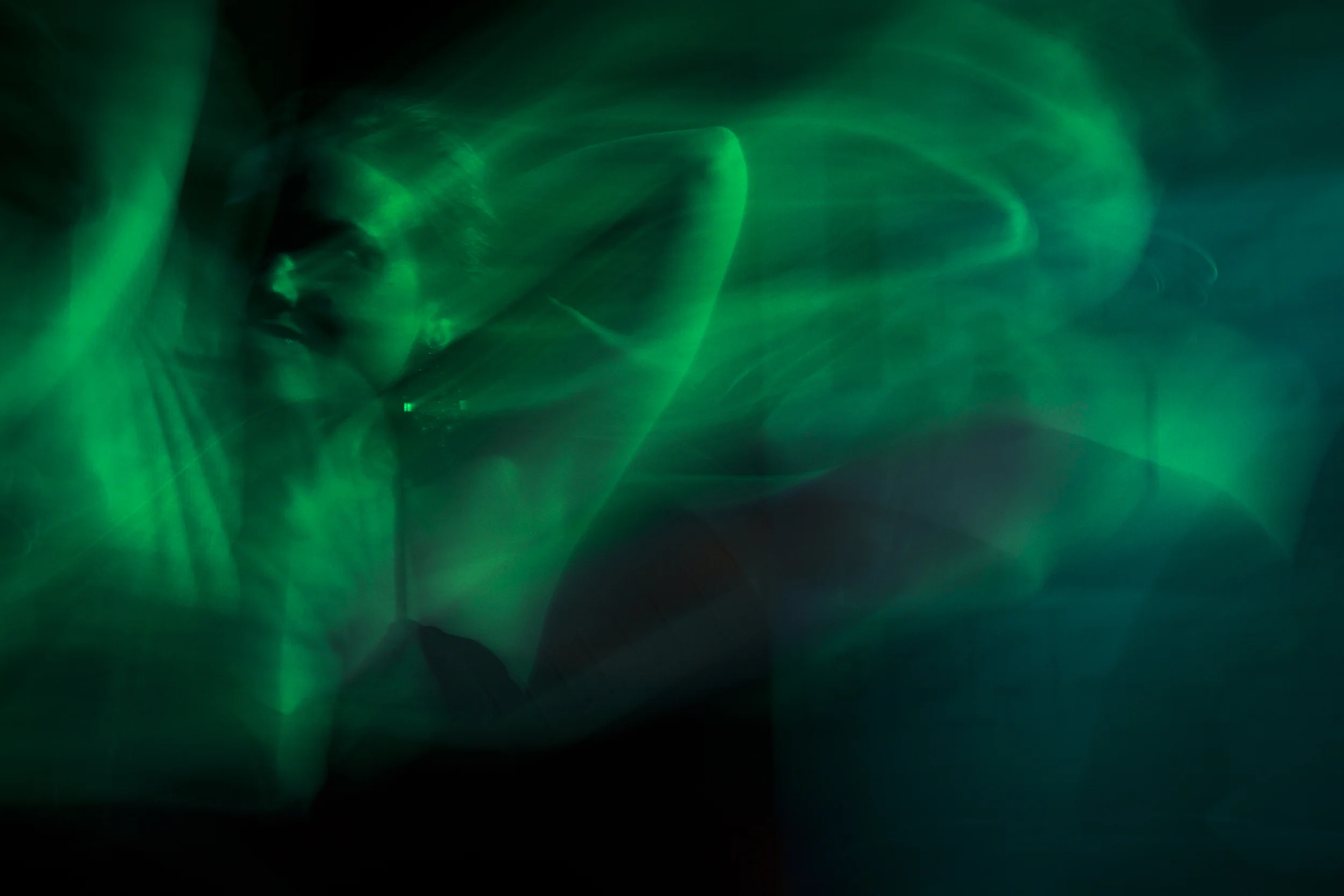 Decibel 12.2-26.jpg