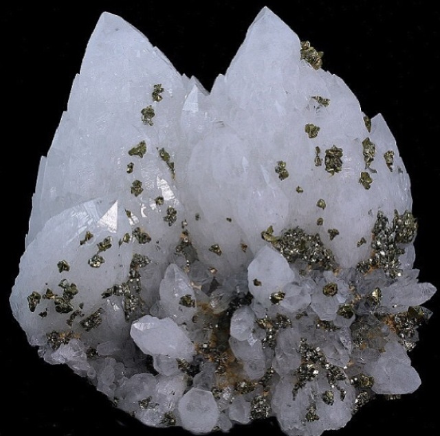 #CrystalLove
