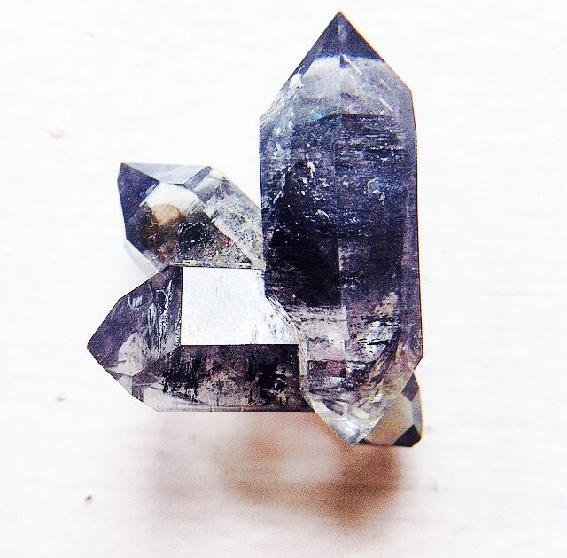 Japan Law Twin Phantom Quartz @pink.moon.minerals