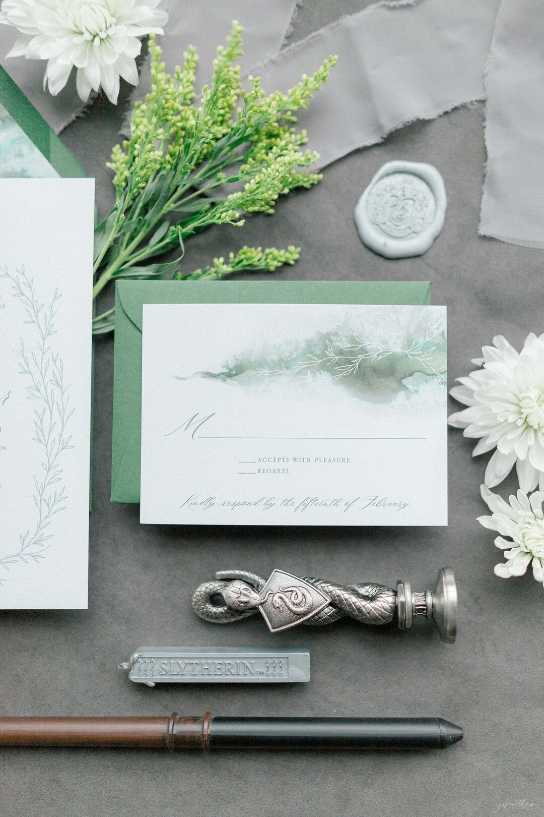 House Slytherin - A Harry Potter Inspired Styled Wedding_Jessica Thomas Photography_Slytherin-12_low.jpg