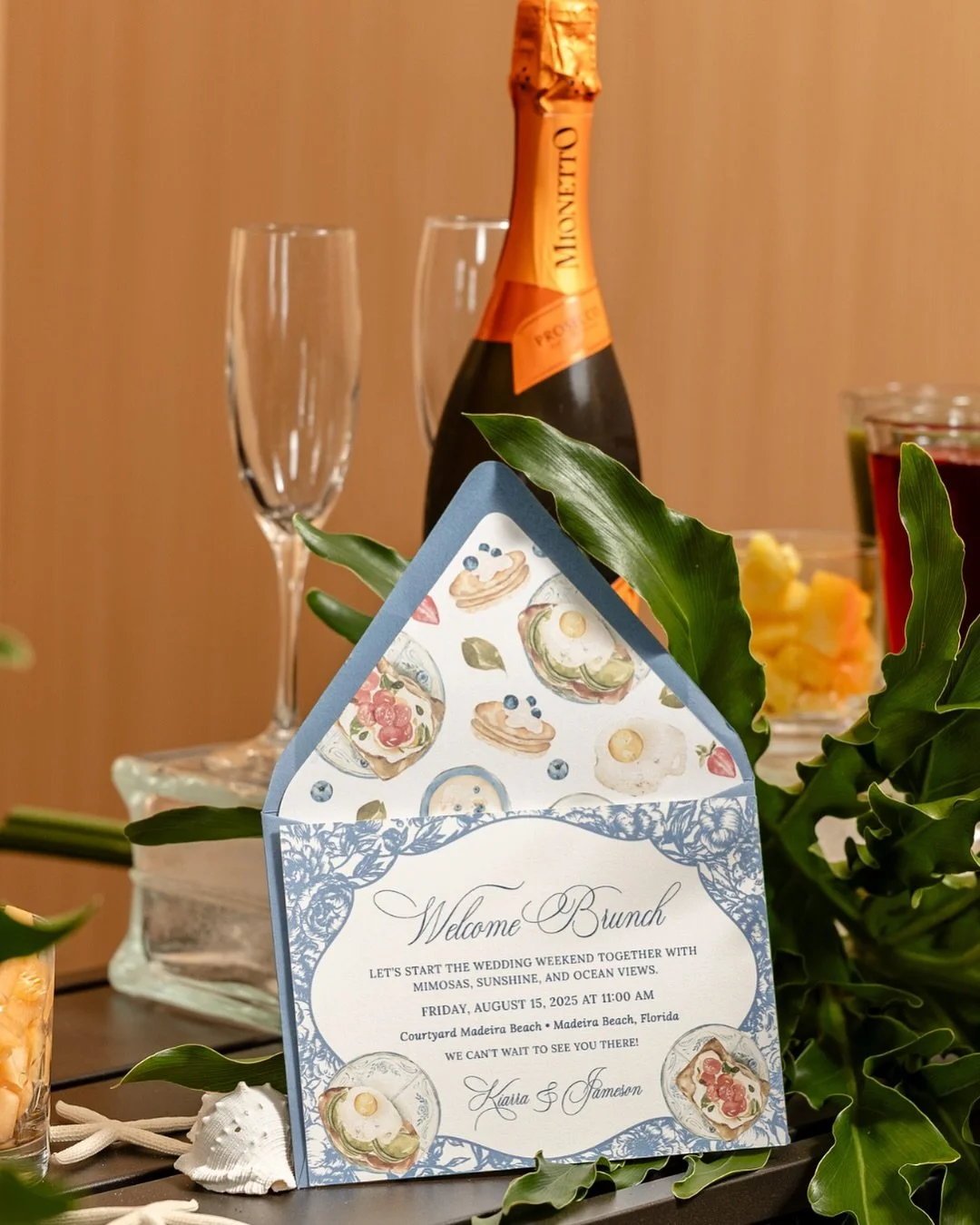 Brunch, but make it art 🎨🥞🫐✨ This suite was designed with watercolor brunch illustrations (hello pancakes, berries, and sunny-side eggs!) paired with antique die-cut menu for a refined coastal touch. 

From menus to welcome signs, these pieces sho