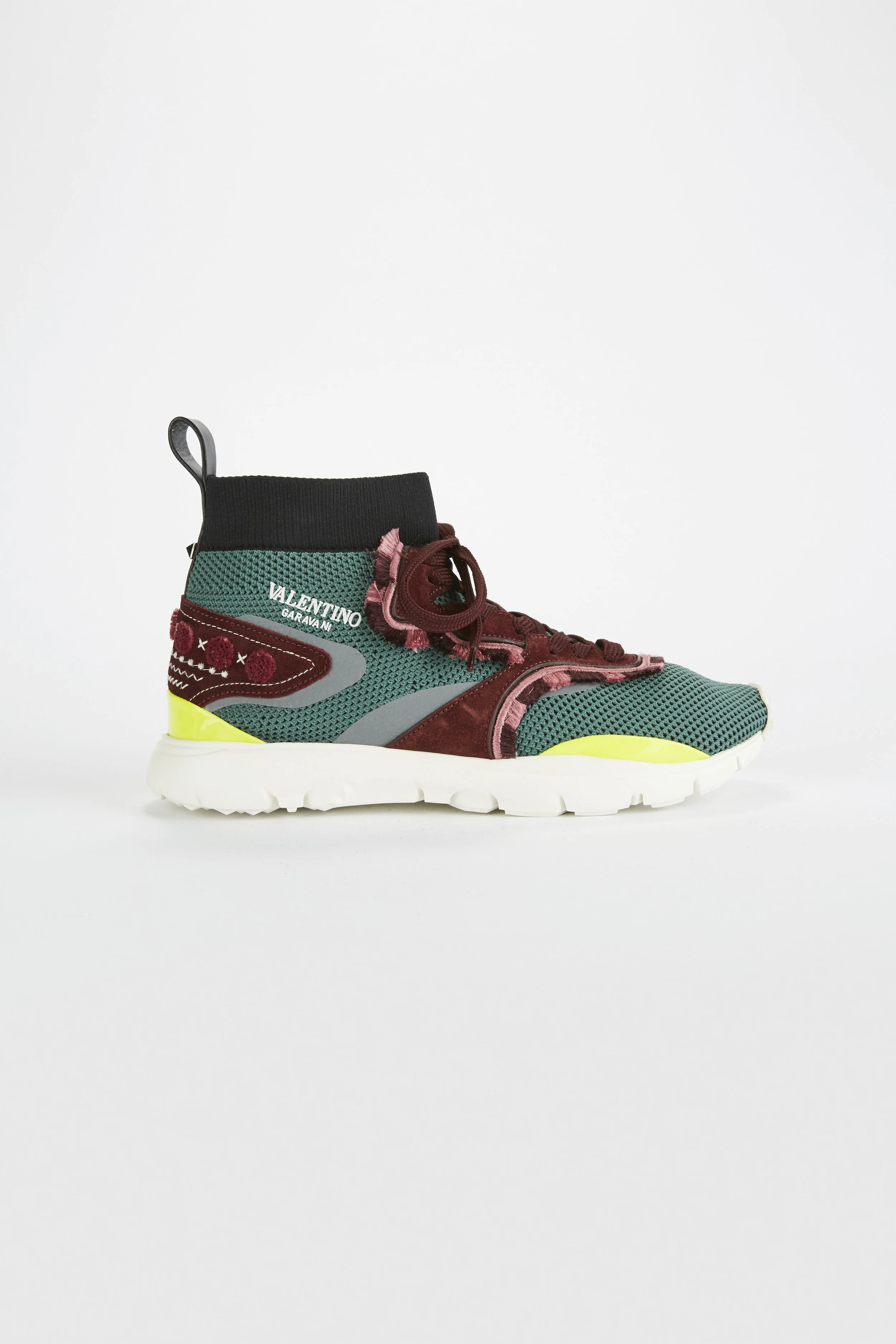 SPRINGBOOK_PR_17_11_30_JT_VALENTINO_02_RGB.jpg