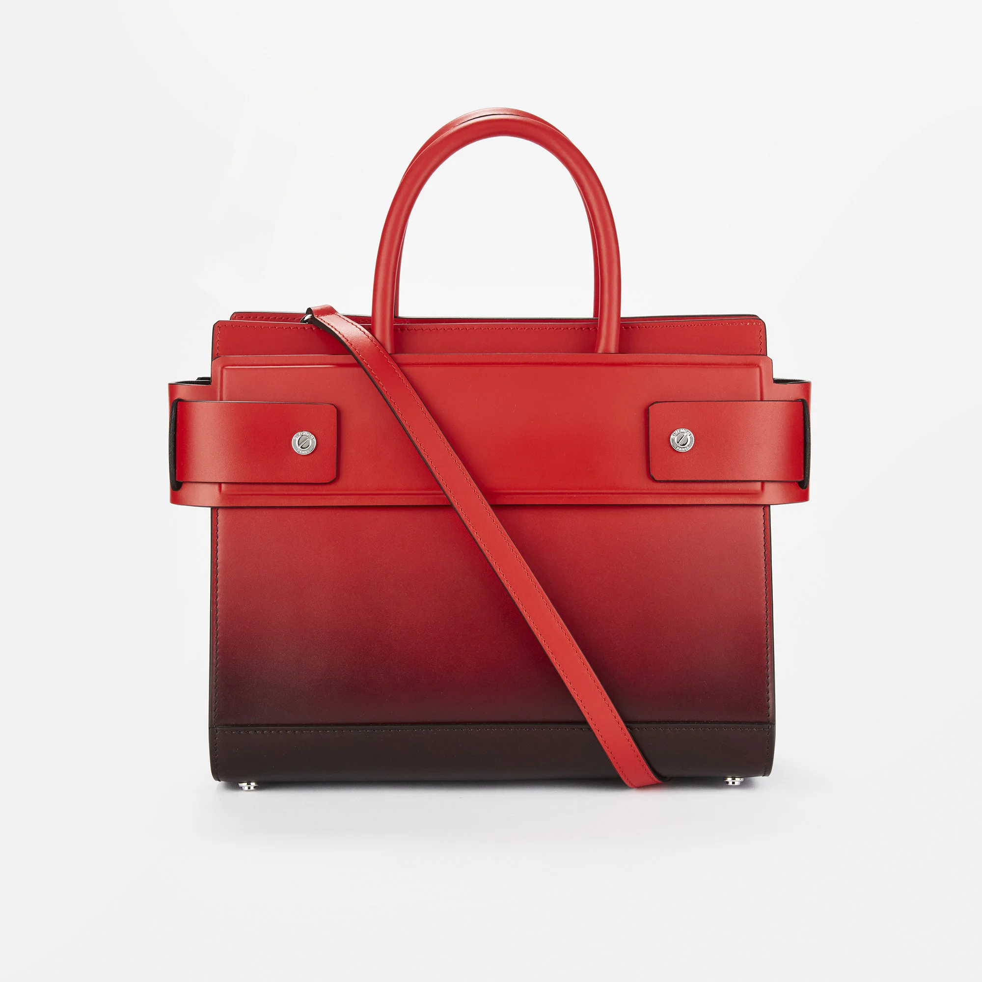 SW45_17_11_07_JT_W-REDSTORY_GIVENCHY_RGB.jpg