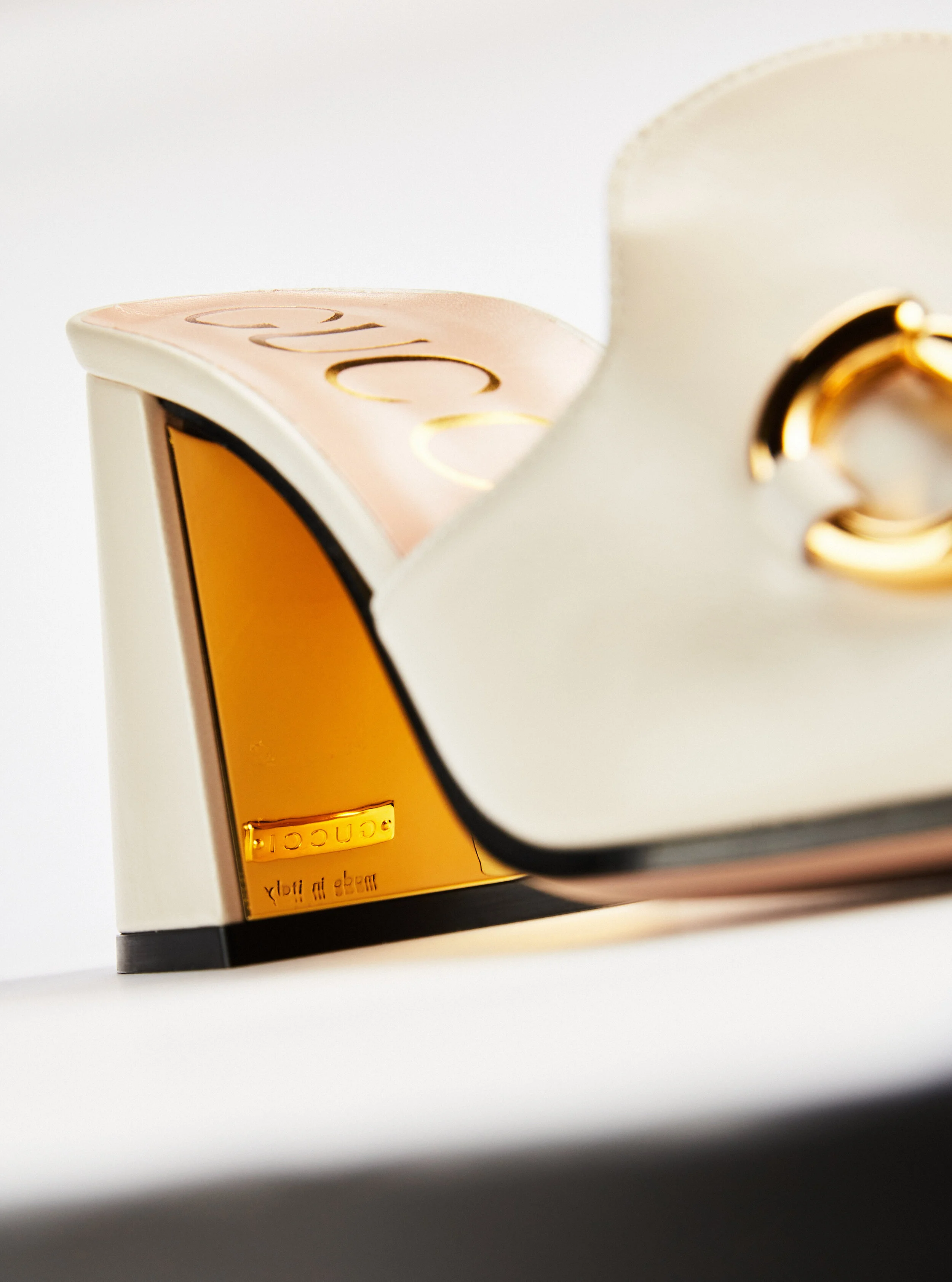 GUUUUUUCI.jpg