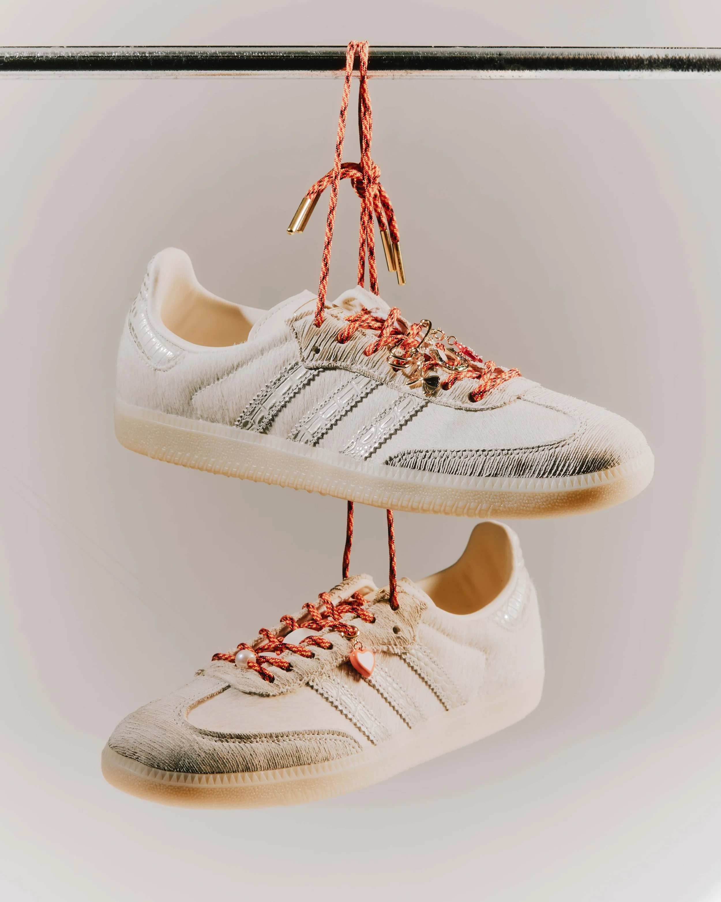 26_08_28_JT_ShoeCharms_Adidas_02_4x5.jpg