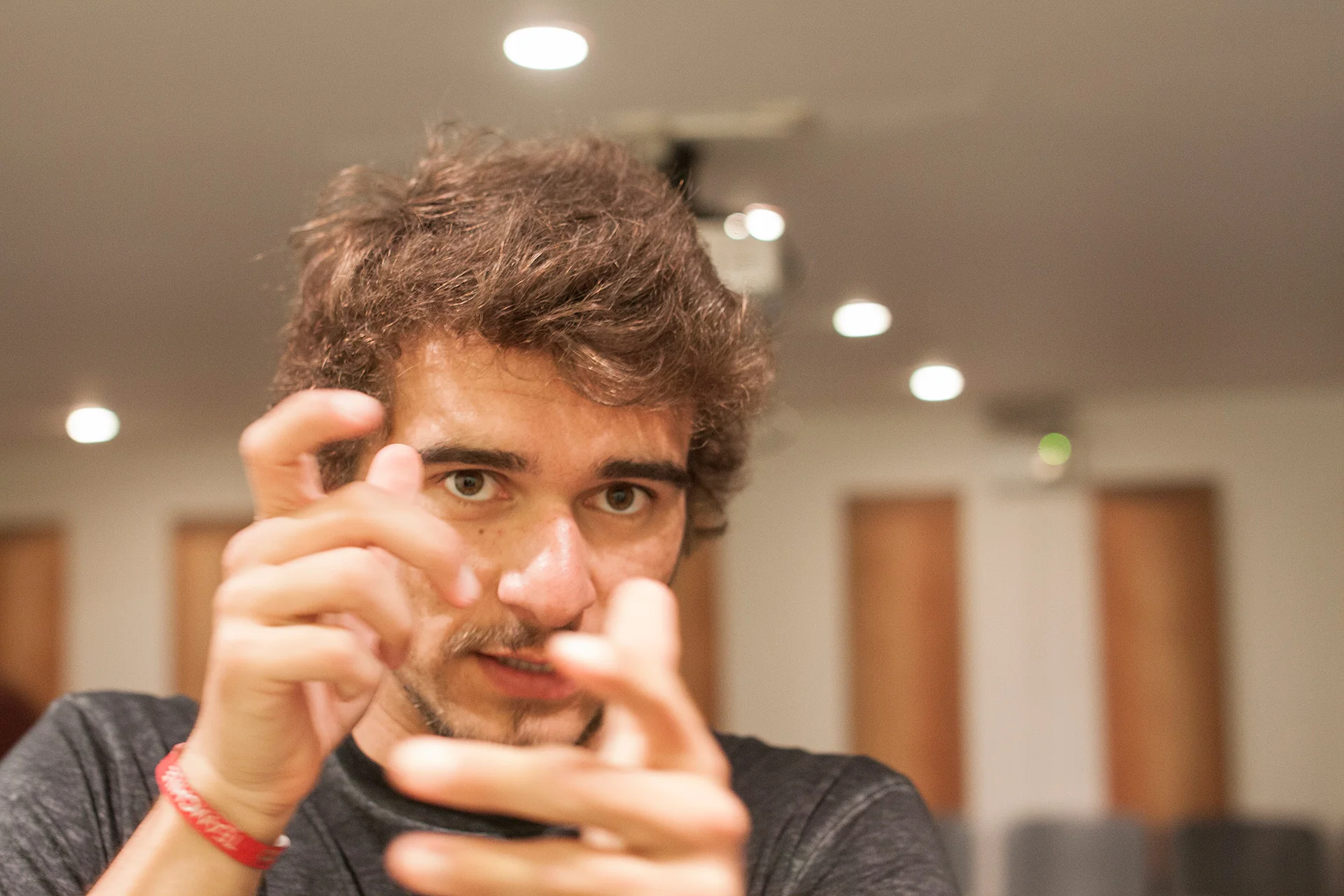 Un saludo desde mi casa :)