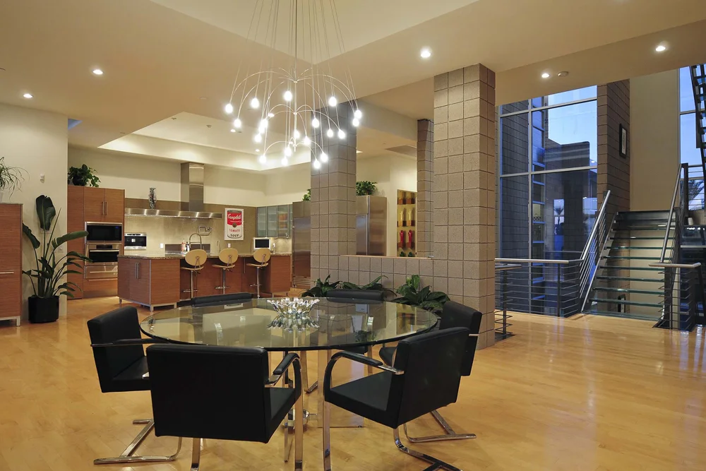 Dining Area 3s.jpg