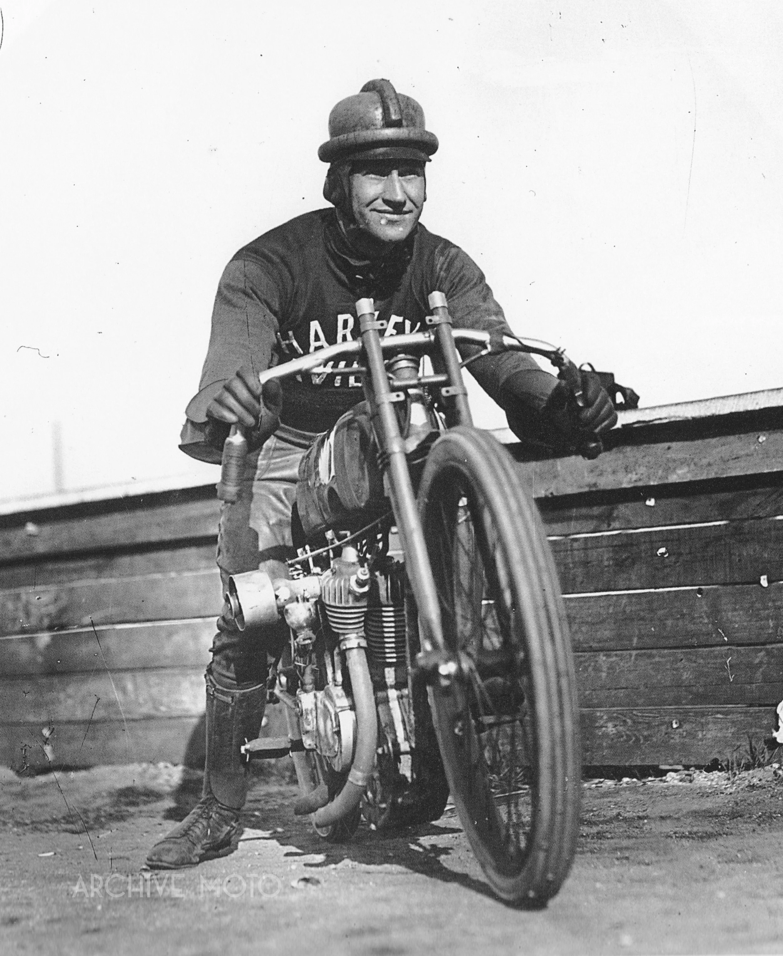 Archive Icon: Harry Otto Walker