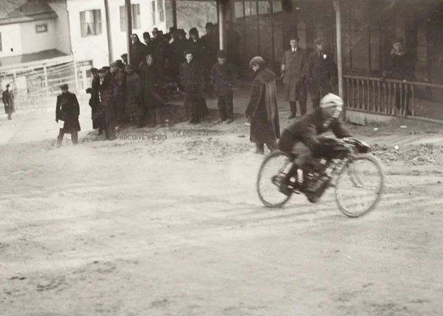 A.G. Chapple during the Fort Lee Hill Climb, Dec. 4, 1909