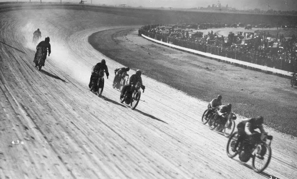 Qu’est-ce que le speedway à moto ? | Moto Cup