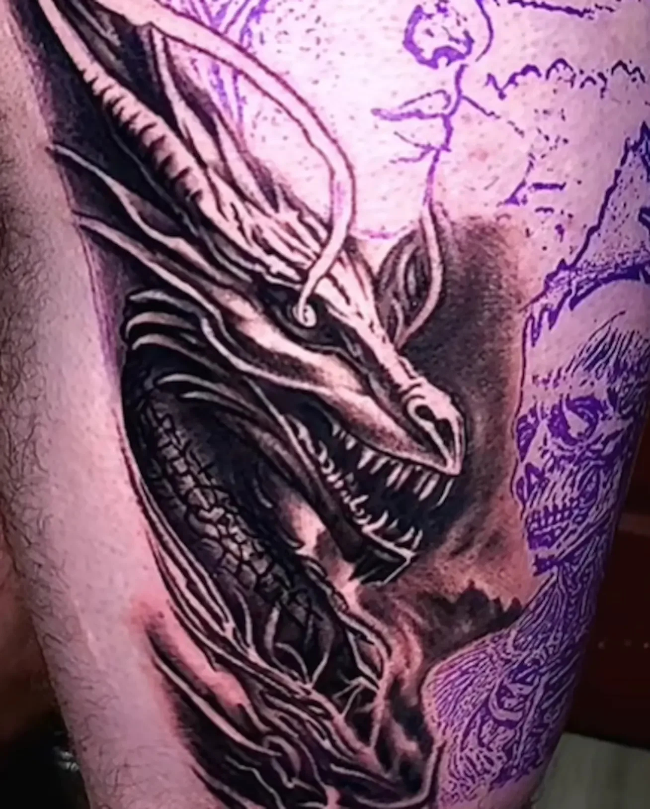 Dragon-Game-of-thrones-tattoo-leg-sleeve.webp