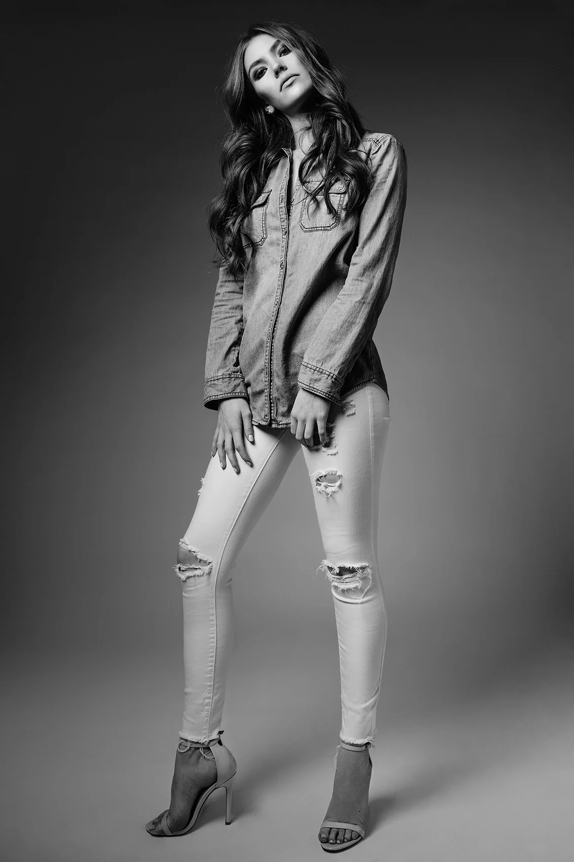 Charlotte_5-bw-web.jpg