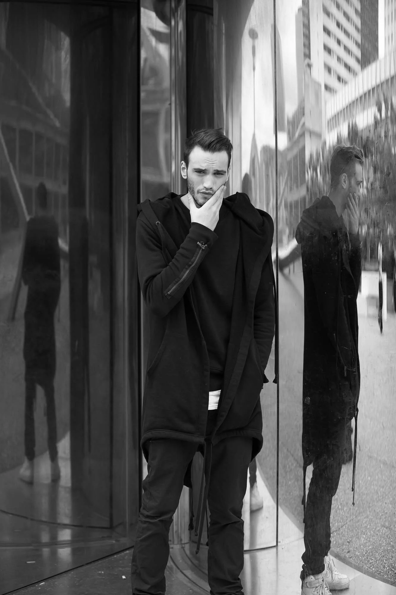 Julien_16bw.jpg