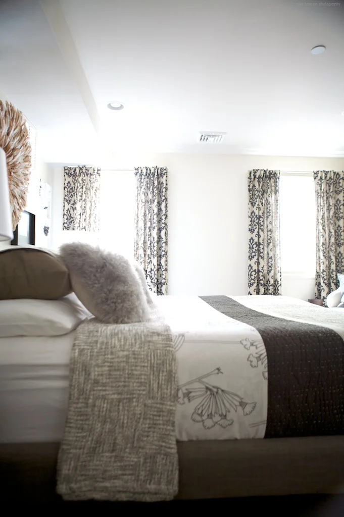 Brooklyn Brownstone Interior Design Project: 3 floors of interior design and decor. Photo credit: Niya Bascom Photography. Please do not use images without express written permission from Ishka Designs or Niya Bascom