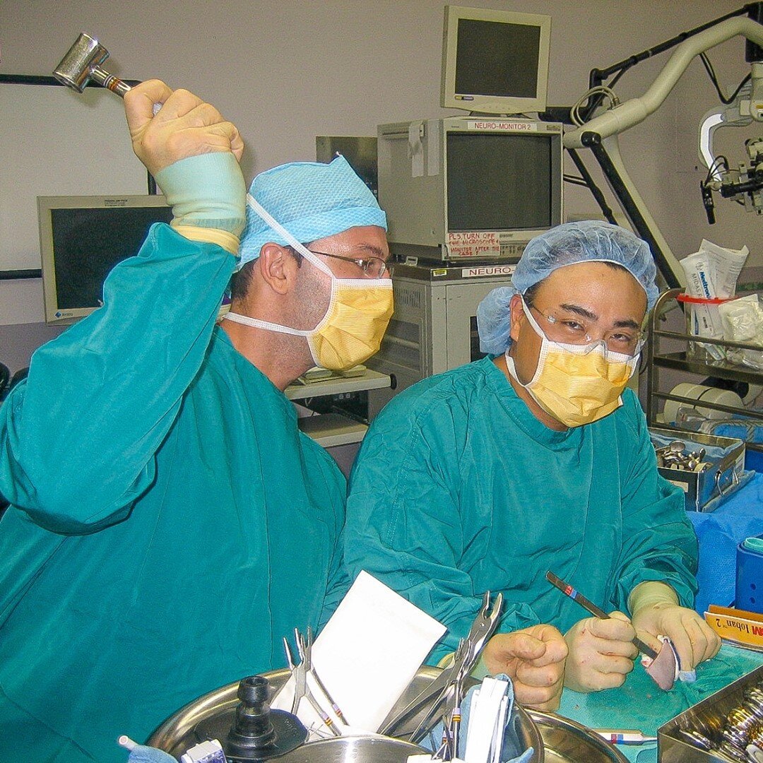 #throwbackthursday post from 14 years ago (almost to the day!) at @rutgersplasticsurgery where Dr. Rhee was an attending surgeon. Here Dr. Rhee is with Dr. Richard Agag, former resident and currently Chief of Plastic and Reconstructive Surgery at Rob