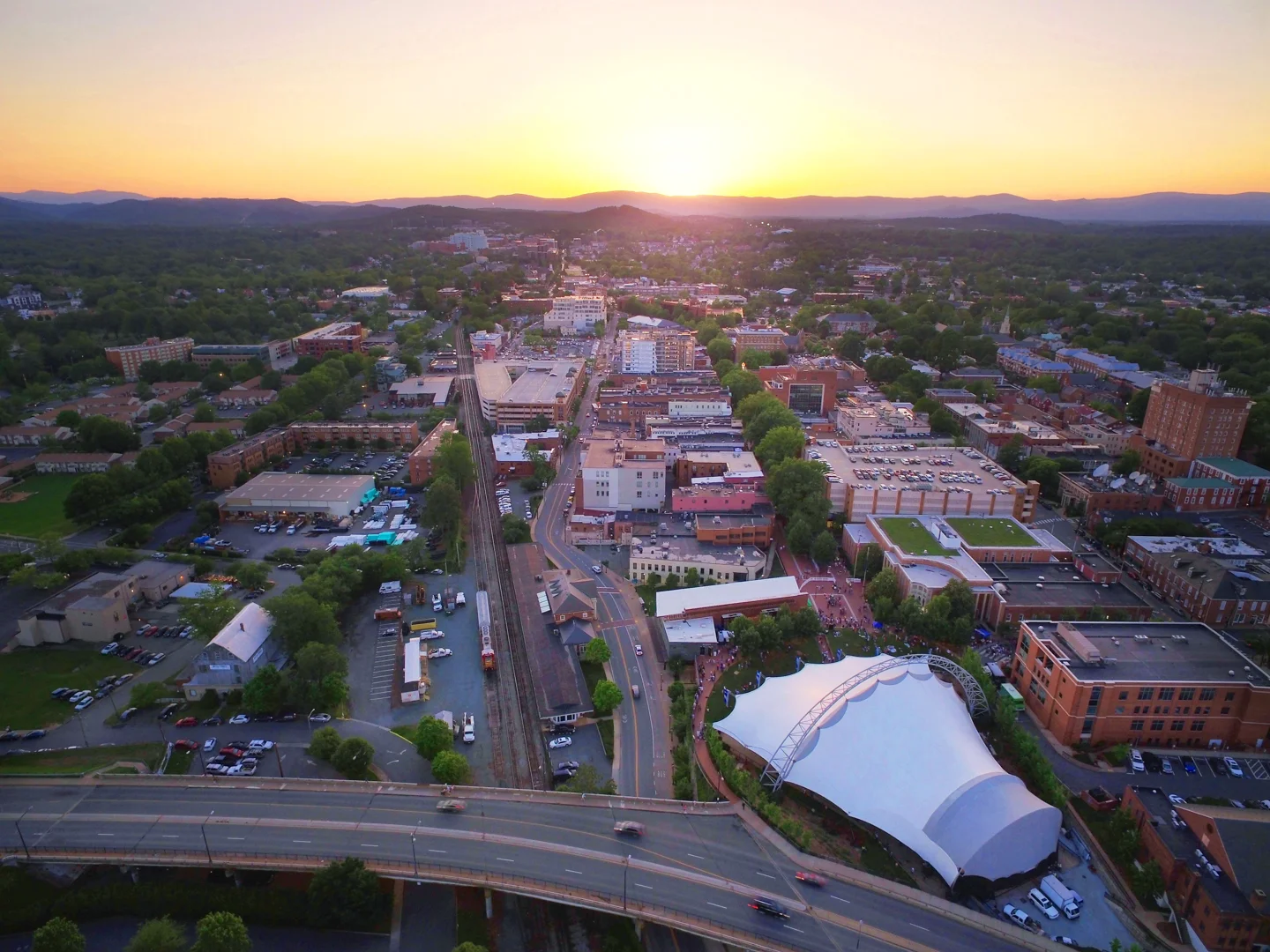 Arial shot of the Spring Pavilion where evening projections take place. Photo © Matteus Frankivich