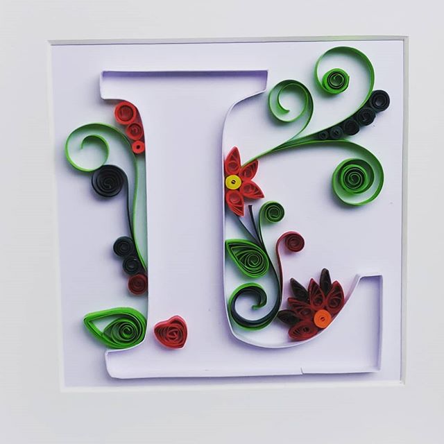 Final one for today. A flowery L for Liam ❤️💚
#quilling #papercraft #ilovepaper #ireland #arteempapel #papel #art #crafts #irishcraft