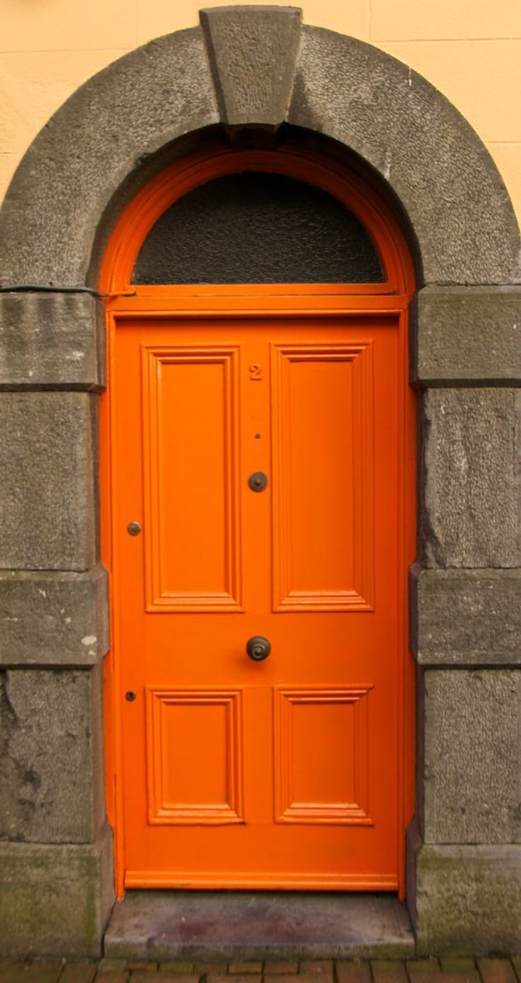I would love to open this door and see what is inside.
