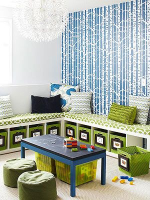 Large bench with great storage space underneath. Using all of the same type of baskets renders a clean and functional look.