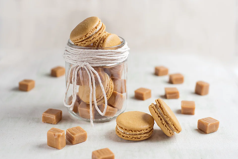 MacaronBarStylizedShots_Caramel1_Social.jpg