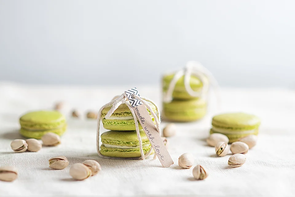 MacaronBarStylizedShots_Pistachio2_Social.jpg