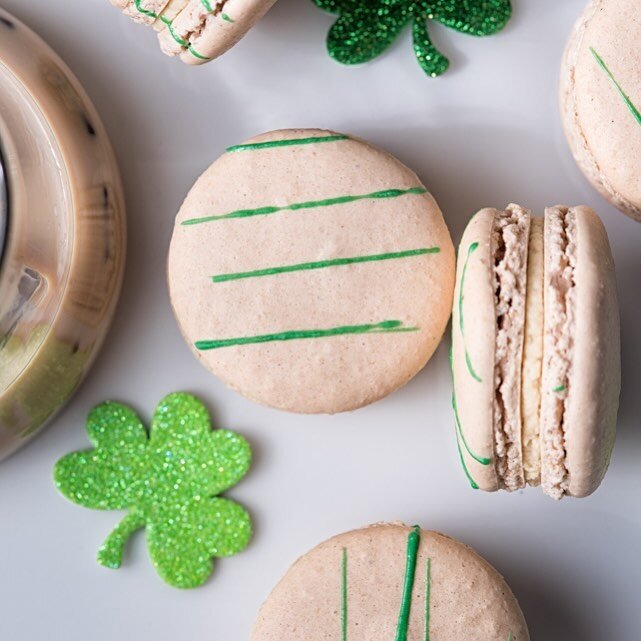 Back by popular demand, it&rsquo;s our first March seasonal, Irish Cream! It&rsquo;s sure to enliven your spirits with a rich butterscotch flavor and a sweet boozy finish ☘️

#macaronbar #irishcream #macarons